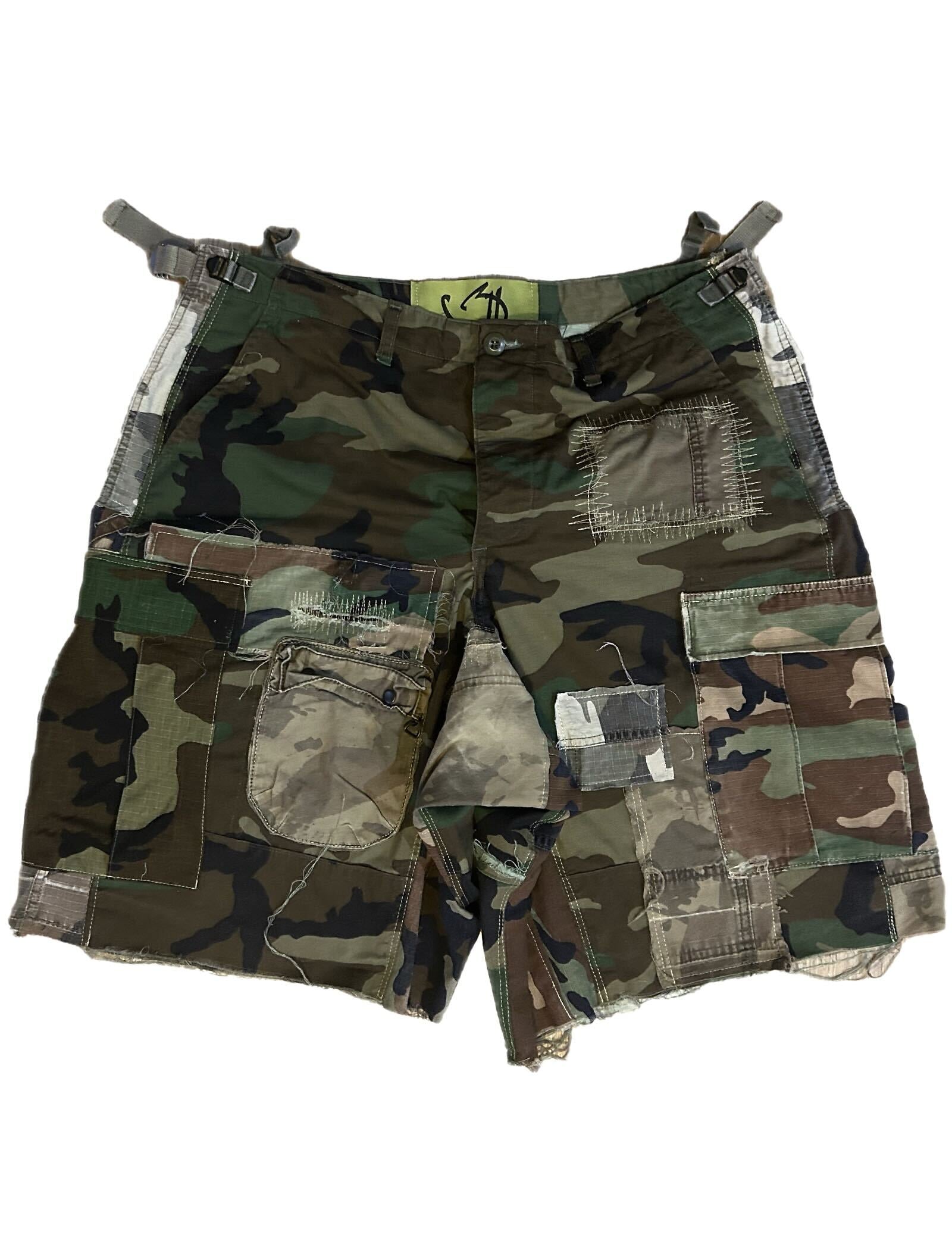 CAMOUFLAGE SHORTS
