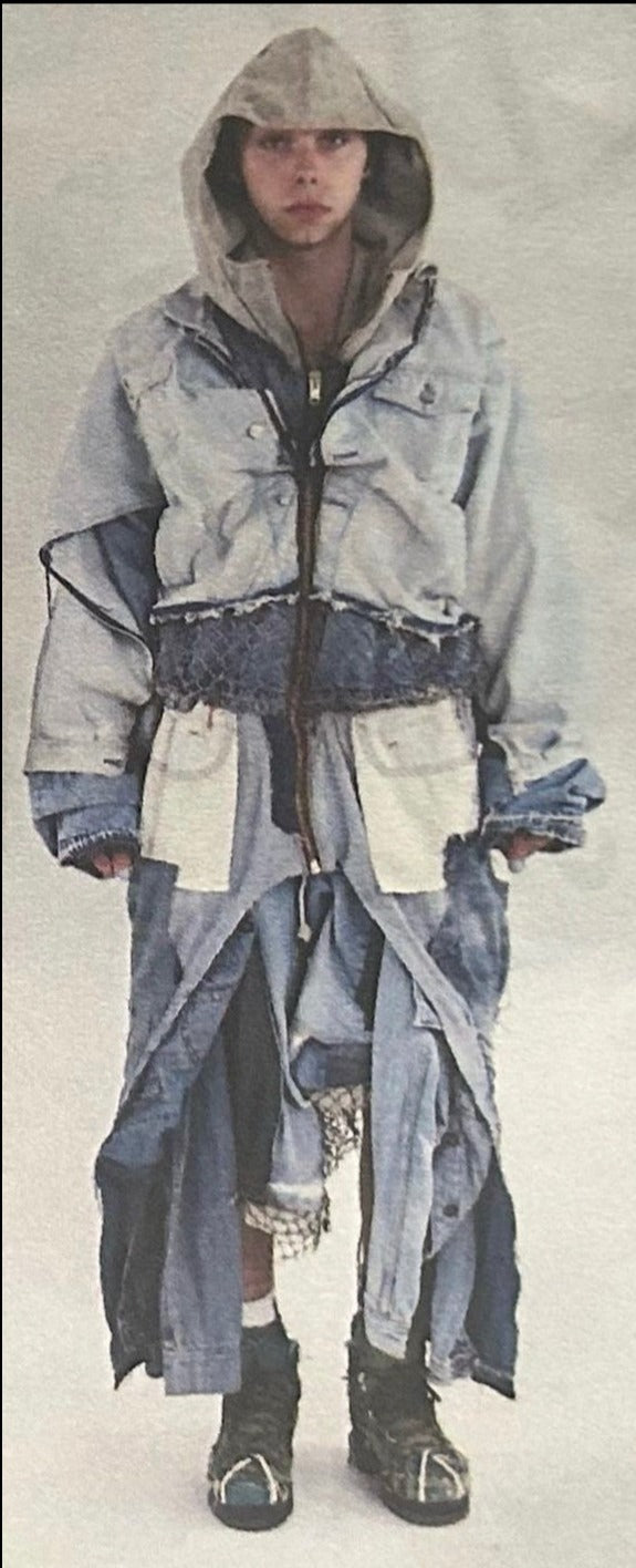 TRENCHED COAT