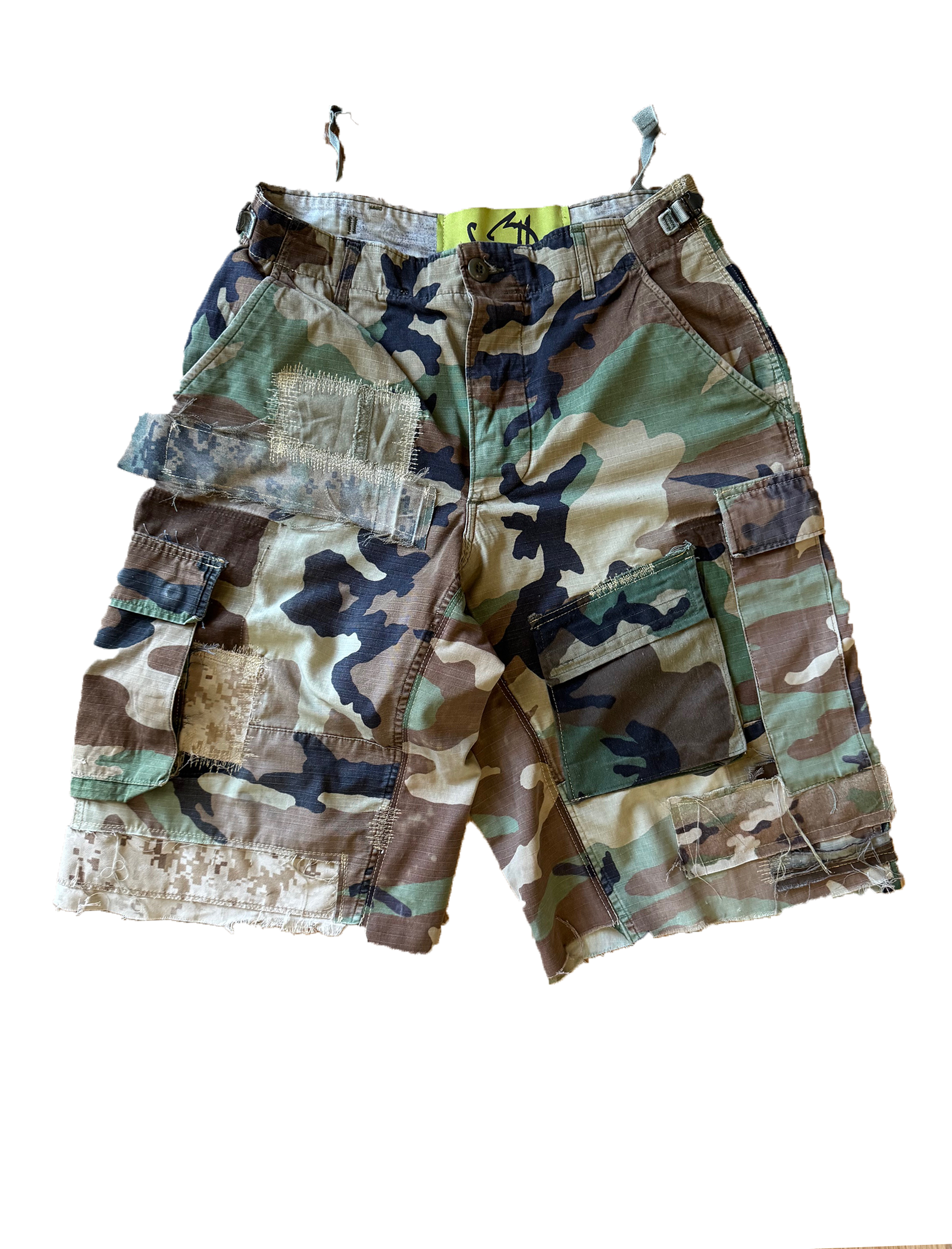 CAMOUFLAGE SHORTS